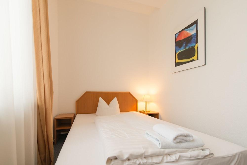 Goethe Hotel Messe By Trip Inn Франкфурт-на-Майні Екстер'єр фото